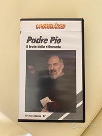 Videocassetta “Padre Pio: il frate delle stimmate”