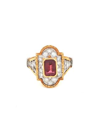 Anello vintage in oro con diamanti e rubino