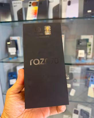 Motorola Razr 70 modello flip
