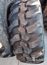 Gomma pneumatico usato 335 80 18 dunlop