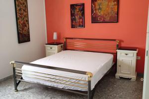 Stanza studentesse universitarie