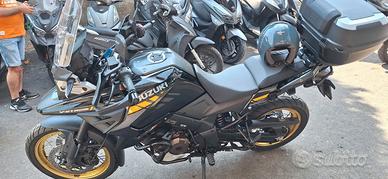 SUZUKI VSTROM 1050 XT km 20000 inGARANZIA SUZUKI