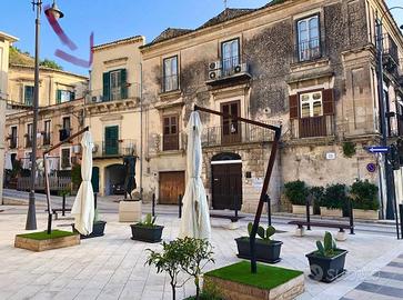 Intero palazzetto a Modica bassa