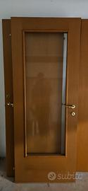 6 Porte con telaio in legno