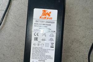 Caricatore kukirin g2 pro