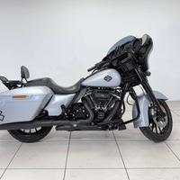 HARLEY DAVIDSON Street Glide 114 1868 Street Glide