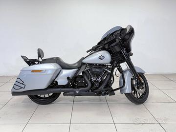 HARLEY DAVIDSON Street Glide 114 1868 Street Glide