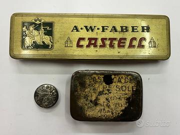 3 vecchie scatole di latta