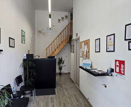 Locale commerciale pronto all'uso