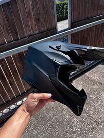 Casco Airoh Helmet