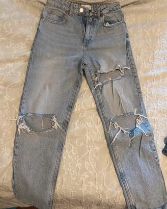 Jeans zara con strappo