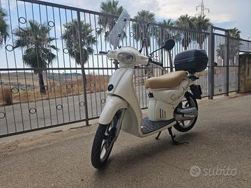 Aprilia Scarabeo 50 2T 