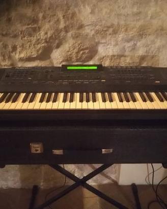 Tastiera Roland E-70