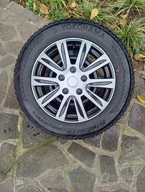 Gomme invernali Yokohama BluEarth Winter V905