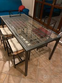Tavolo da pranzo Ikea con 4 sedie