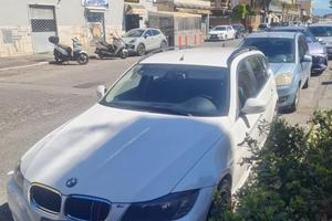 BMW 320 turing