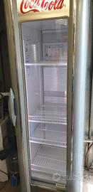 Vetrina frigo bar Coca cola