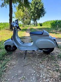 Vespa 50 special elaborata