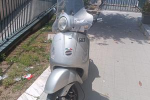 Vespa 200 l  granturismo  iscritta Asi