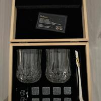 Set di bicchieri da whisky.