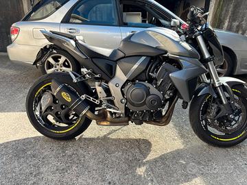 Honda cb1000r