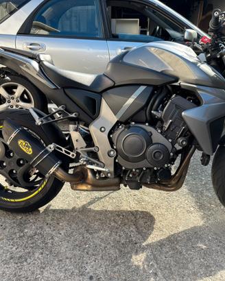 Honda cb1000r