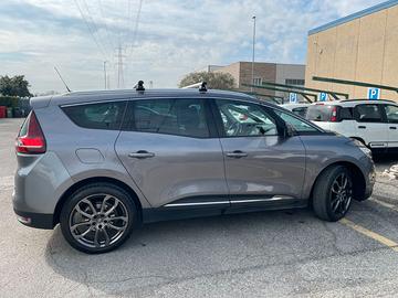 Renault Scenic dCi 8V 110 CV Energy Bus