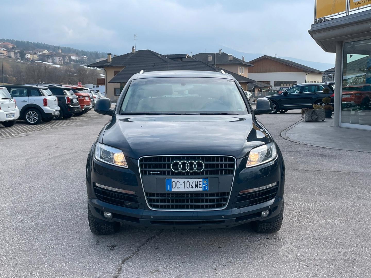 Audi Q7 2006 photo 2