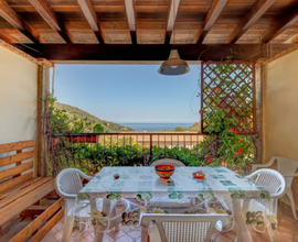 Appartamento vista mare Nisportino 4/5 posti