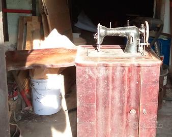 MACCHINA per CUCIRE di 70 anni fà