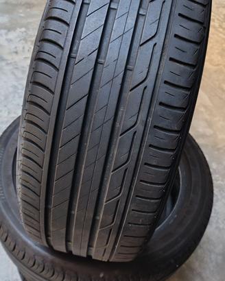 Gomme 215/50/18