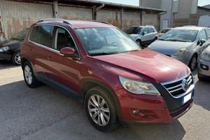 VOLKSWAGEN Tiguan 2.0 TDI 4MOTION 140 CV Sport &