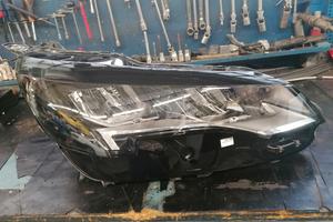 FARÒ ANTERIORE DX PEUGEOT 5008 DEL 2024