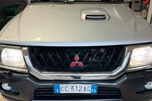 Mitzubisci pajero sport