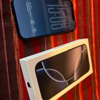 iPhone 16 Pro 128 GB Nero Nuovo con Apple Care
