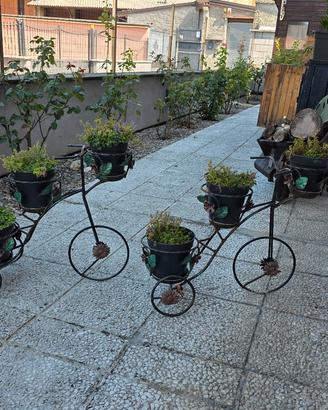 triciclo portavasi 