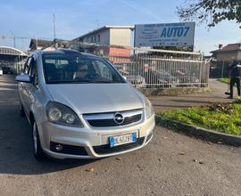 OPEL Zafira 1.8 16V VVT Club