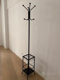 Appendiabiti con portaombrelli