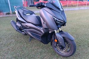 x max 400 Yamaha 