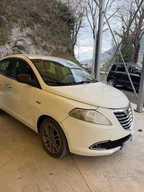 Lancia Ypsilon 1.3 MJT 16V 95 CV 5 porte S&S Silve
