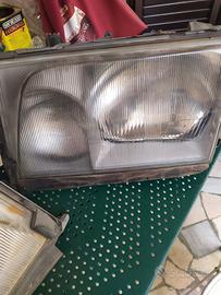 fari Mercedes td anno 1992