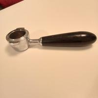 braccetto porta capsula illy