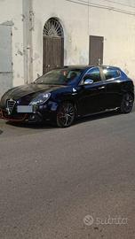 Alfa romeo Giulietta quadrifoglio verde 