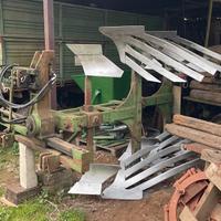 Aratro Bivomere Reversibile Idraulico