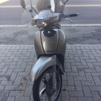 Scarabeo 100 4 tempi