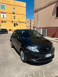 Lancia Ypsilon 1.3 mjt 2016