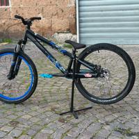 Bici da dirt Scott Voltage ruote da 24”