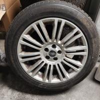 Cerchi e gomme Land Rover Evoque