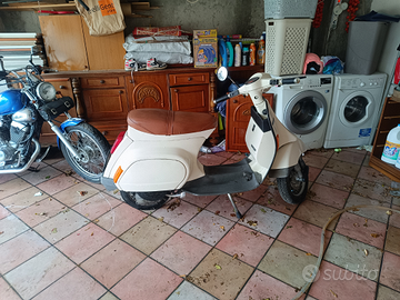 Vespa pk