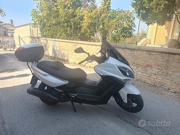 Kymco 300 - Scooter 